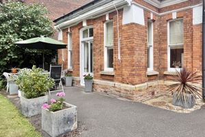 Photo 18- click for photo gallery